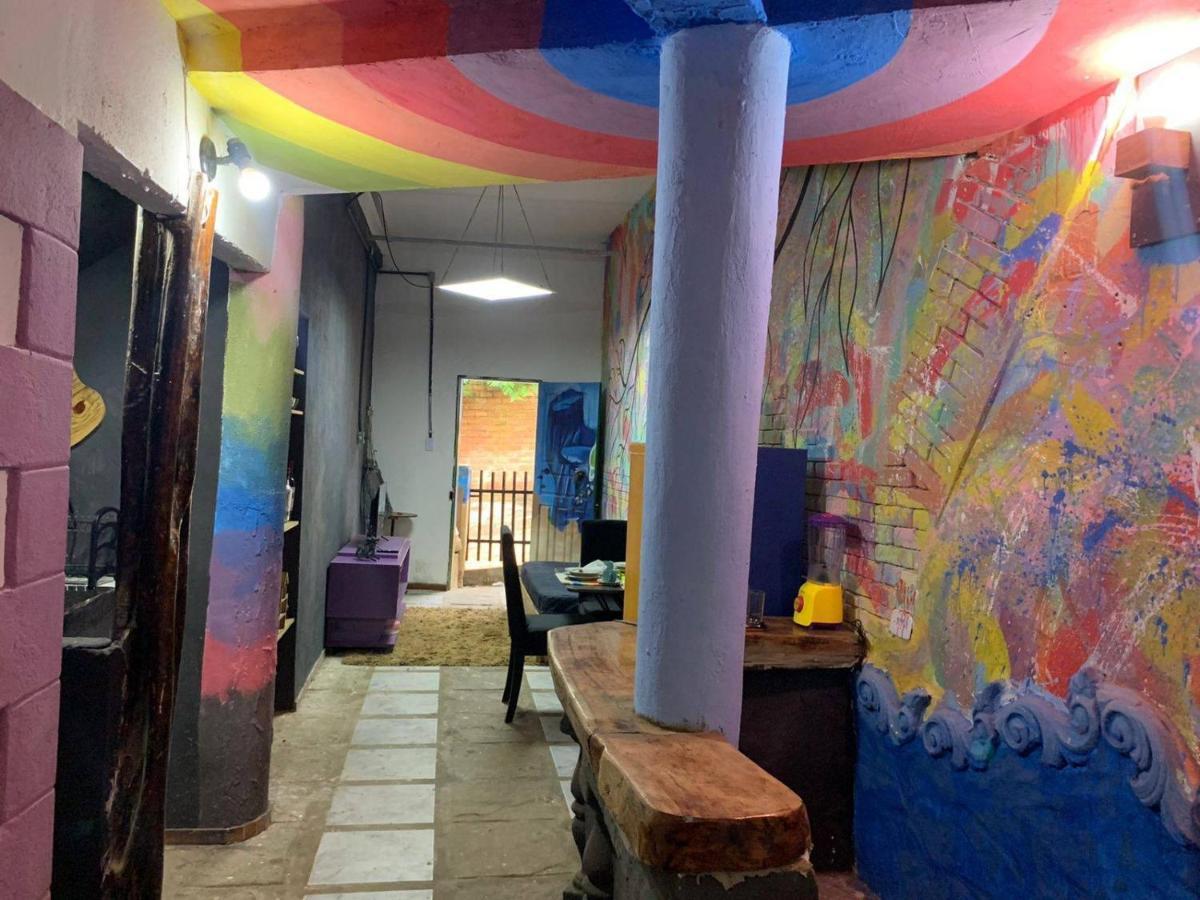 Hostel Casa Latina Ленсойс Экстерьер фото