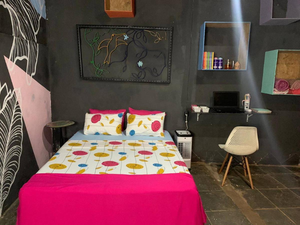 Hostel Casa Latina Ленсойс Экстерьер фото