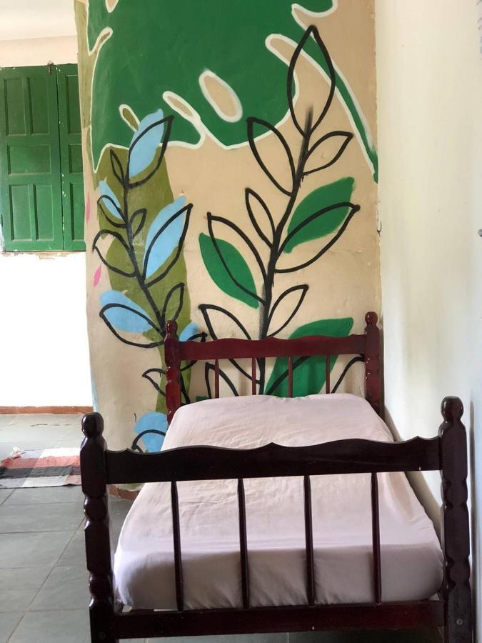 Hostel Casa Latina Ленсойс Экстерьер фото