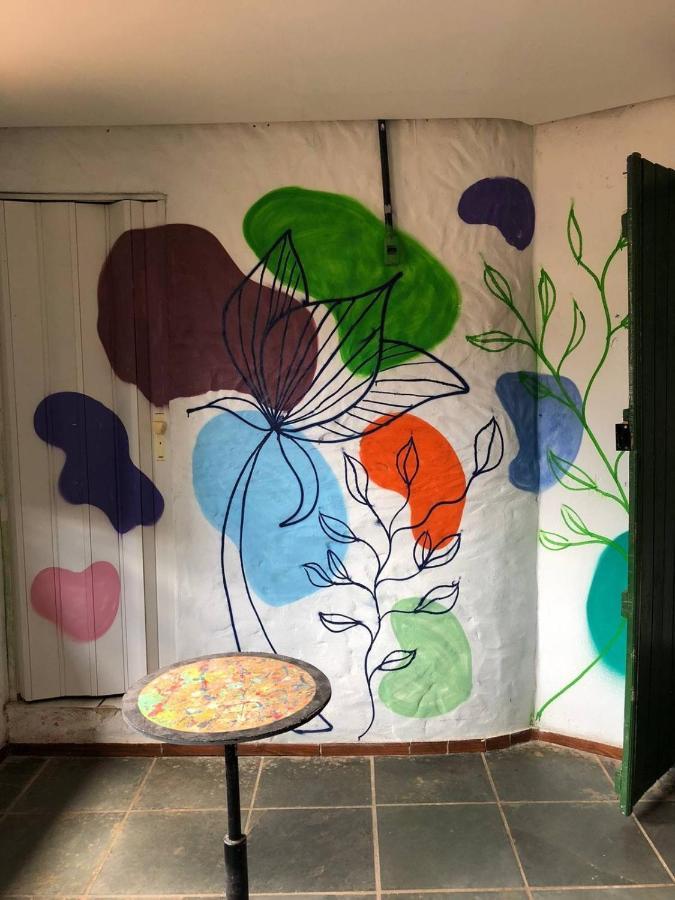Hostel Casa Latina Ленсойс Экстерьер фото
