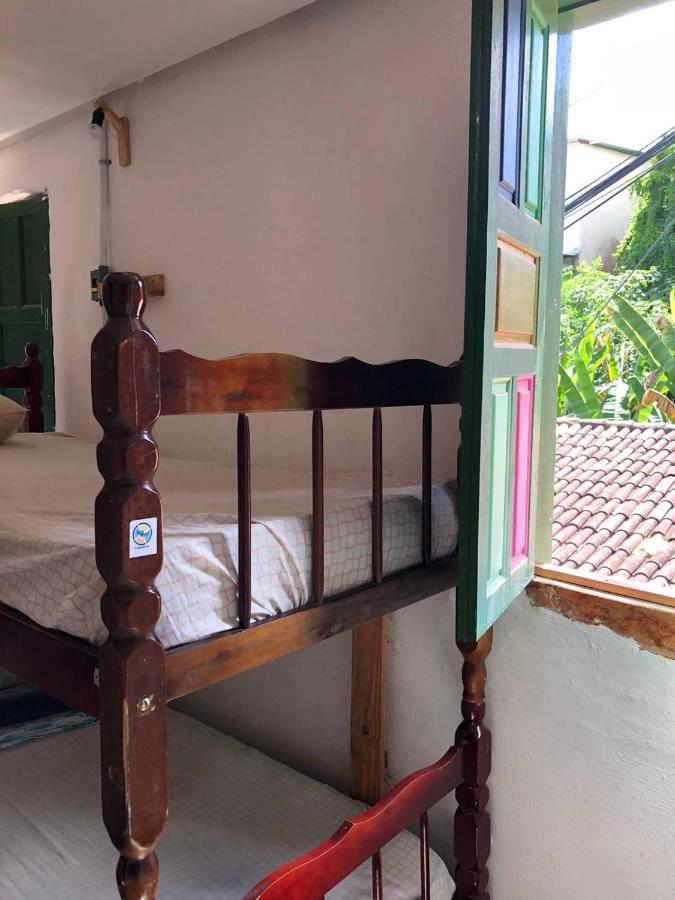 Hostel Casa Latina Ленсойс Экстерьер фото